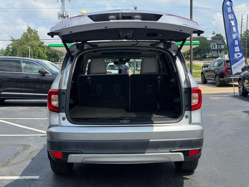 Honda Pilot Vehicle Full-screen Gallery Image 04