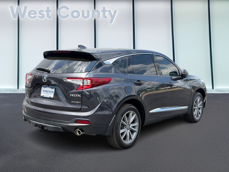 Acura RDX Vehicle Full-screen Gallery Image 03