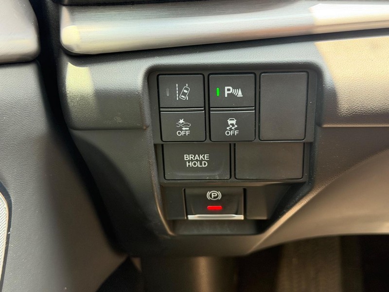 Acura RDX Vehicle Full-screen Gallery Image 16