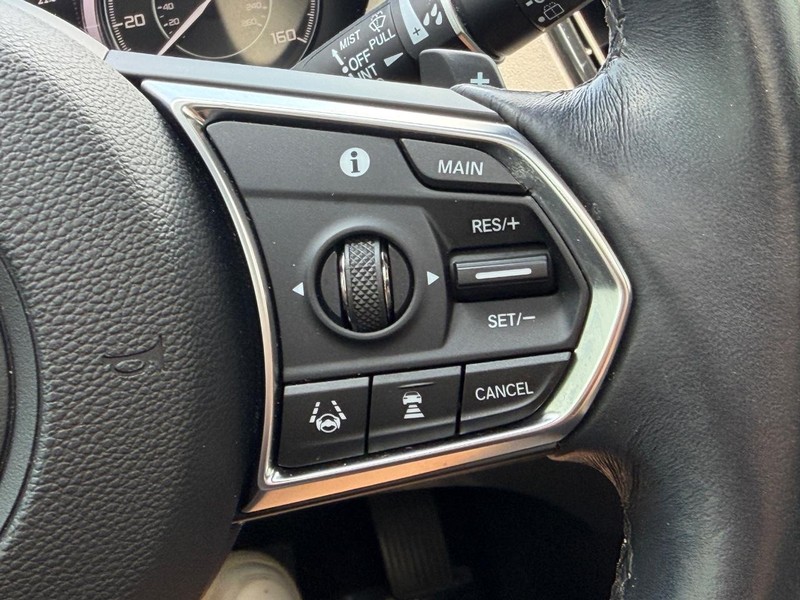 Acura RDX Vehicle Full-screen Gallery Image 19