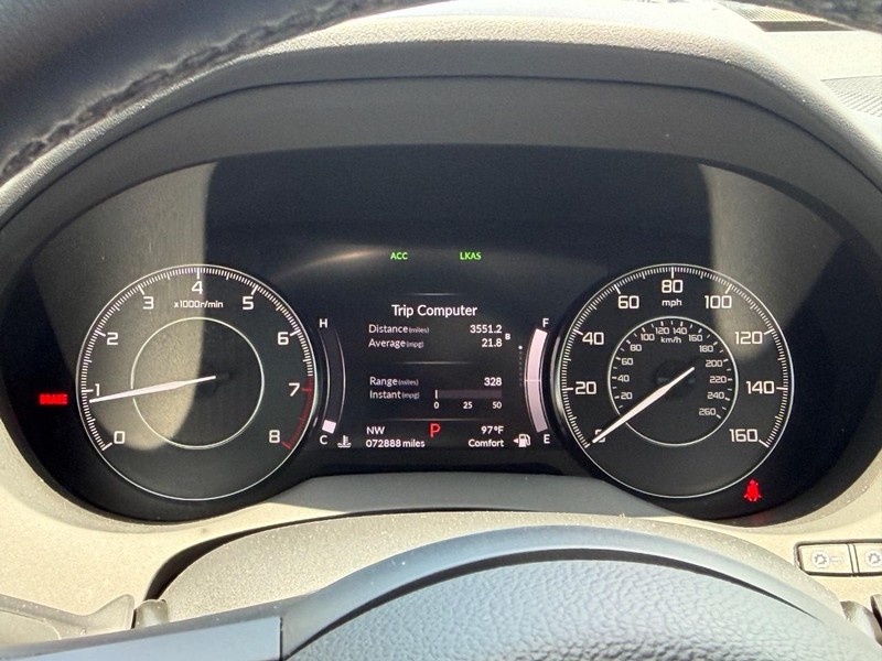 Acura RDX Vehicle Full-screen Gallery Image 20