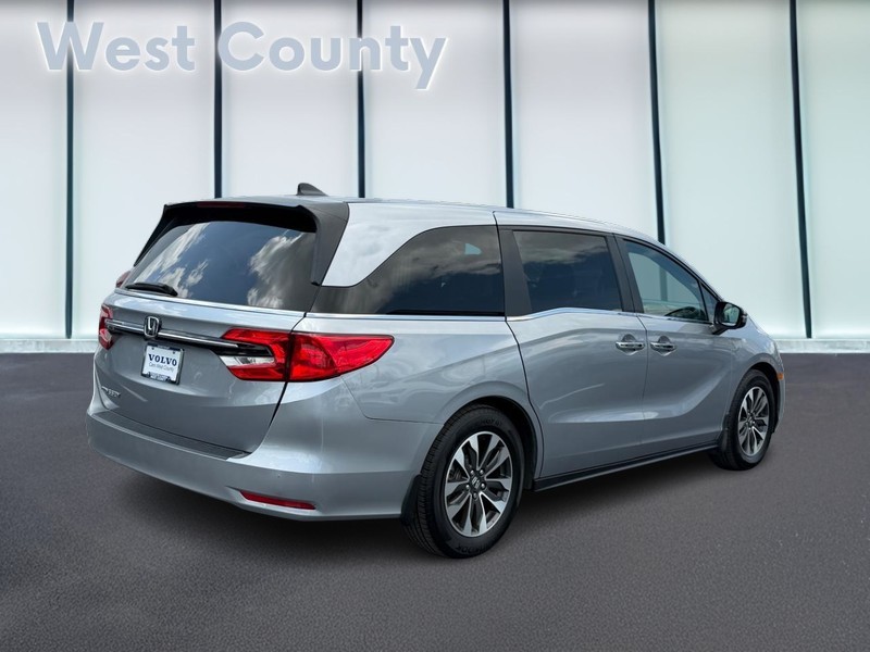 Honda Odyssey Vehicle Full-screen Gallery Image 03
