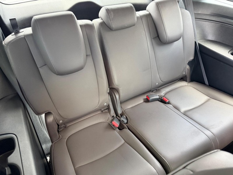 Honda Odyssey Vehicle Full-screen Gallery Image 10