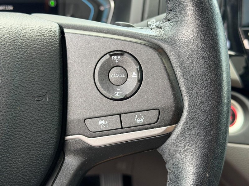 Honda Odyssey Vehicle Full-screen Gallery Image 18