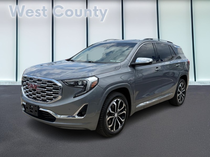 GMC Terrain Vehicle Full-screen Gallery Image 08