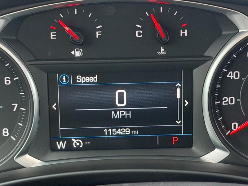 GMC Terrain Vehicle Full-screen Gallery Image 19