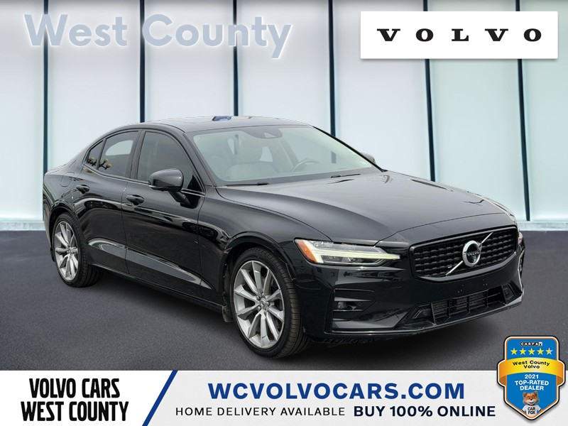 2021 Volvo S60 T5 Momentum AWD