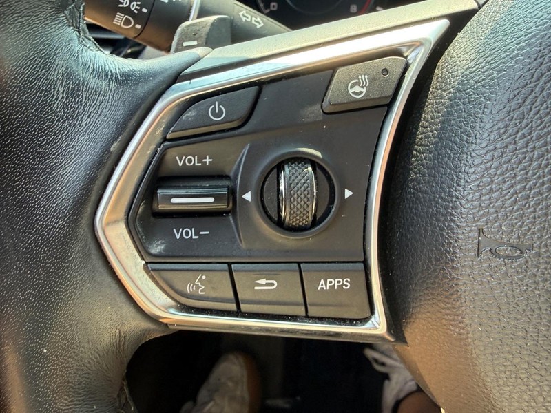 Acura RDX Vehicle Full-screen Gallery Image 18