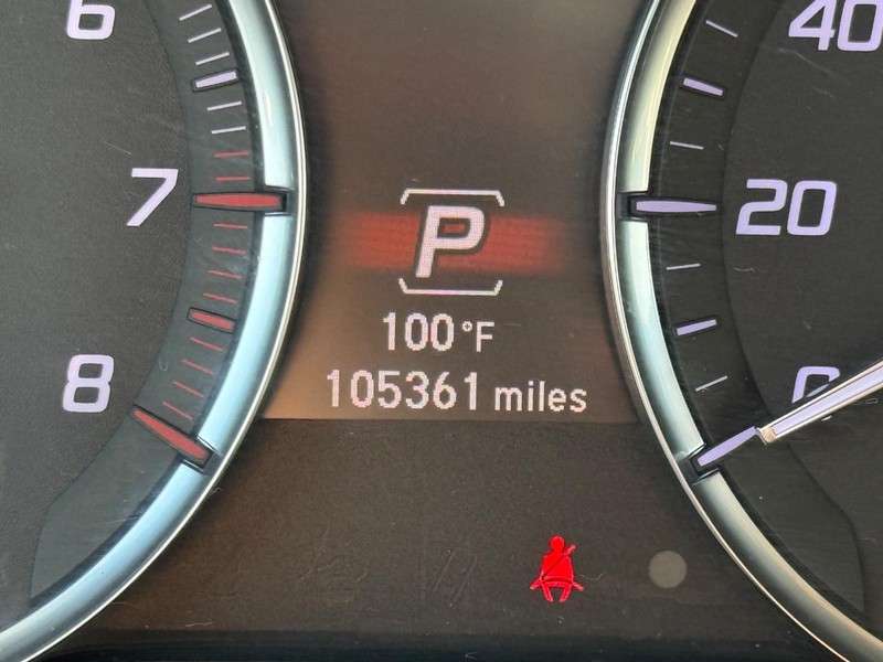 Acura MDX Vehicle Full-screen Gallery Image 21