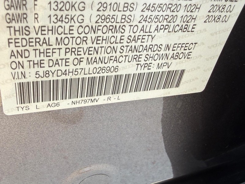 Acura MDX Vehicle Full-screen Gallery Image 24