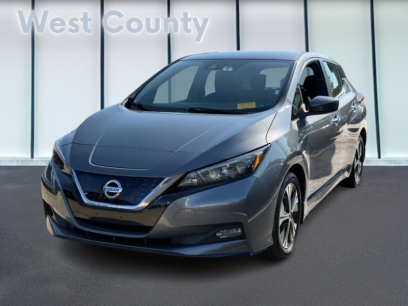 Nissan LEAF Vehicle Full-screen Gallery Image 08