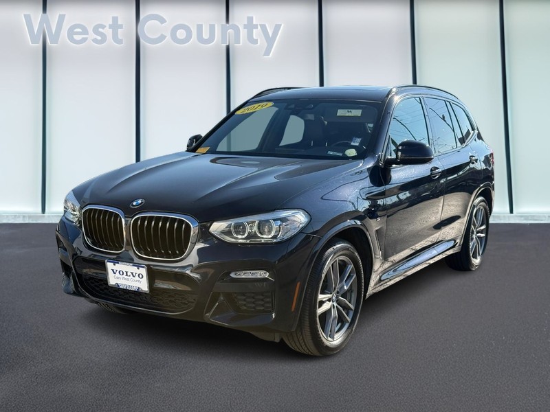 BMW X3 Vehicle Full-screen Gallery Image 08