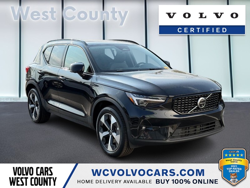 Onyx Black 2026 Volvo XC40 SUV / Crossover All-Wheel Drive Automatic