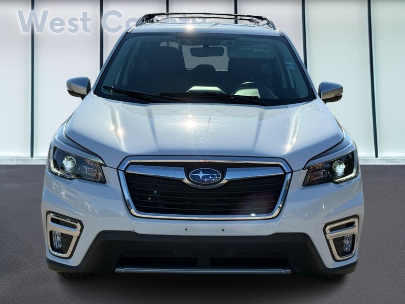 Subaru Forester Vehicle Full-screen Gallery Image 10
