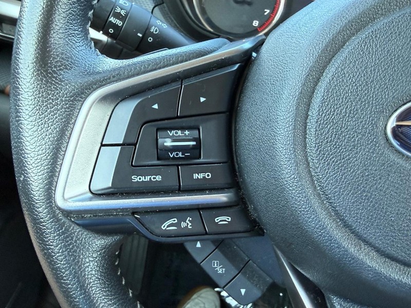 Subaru Forester Vehicle Full-screen Gallery Image 19