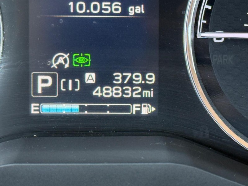 Subaru Forester Vehicle Full-screen Gallery Image 22
