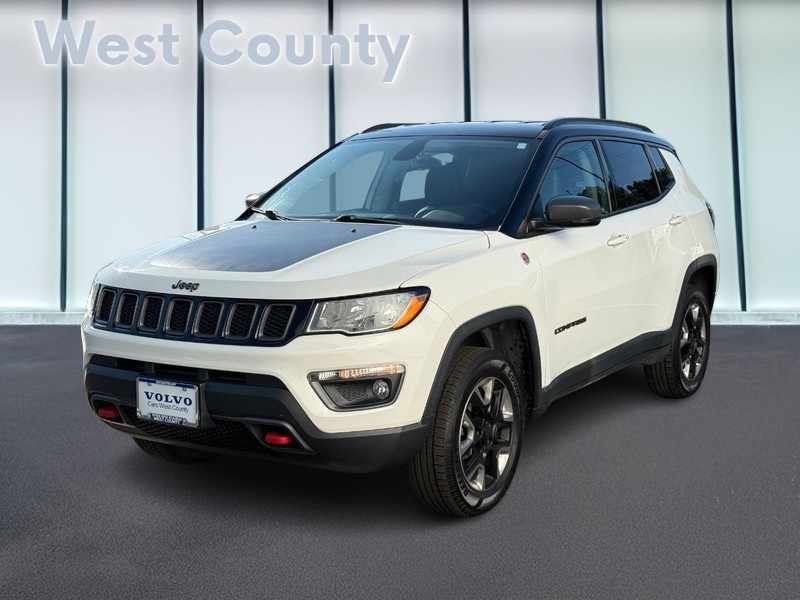 Jeep Compass Vehicle Full-screen Gallery Image 09