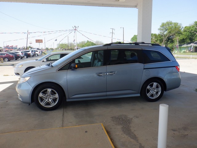 Honda Odyssey Vehicle Full-screen Gallery Image 02