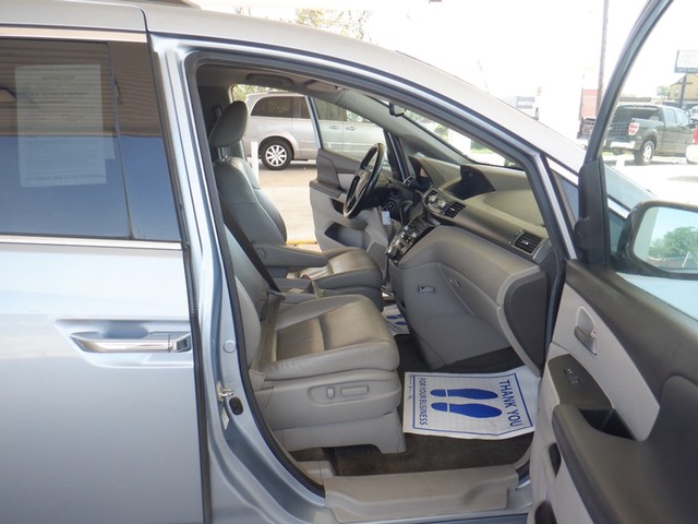 Honda Odyssey Vehicle Full-screen Gallery Image 08