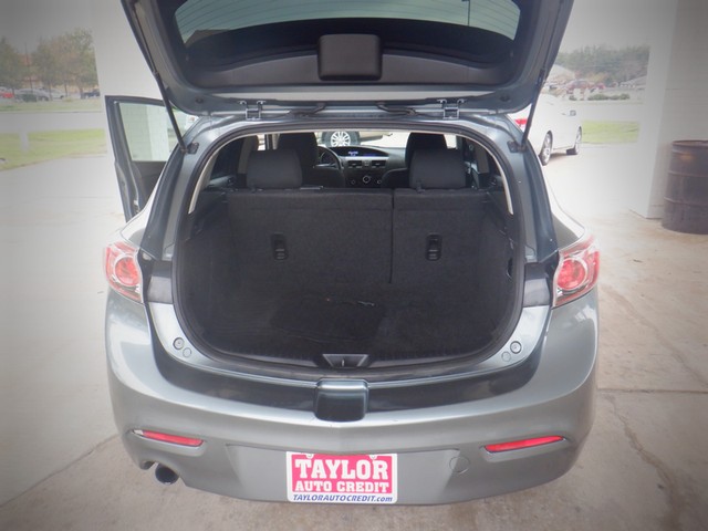 Mazda Mazda3 Vehicle Full-screen Gallery Image 03