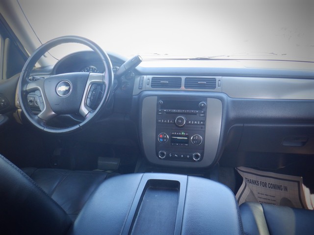 Chevrolet Tahoe Vehicle Full-screen Gallery Image 06