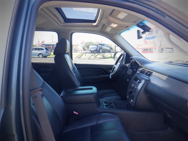 Chevrolet Tahoe Vehicle Full-screen Gallery Image 08