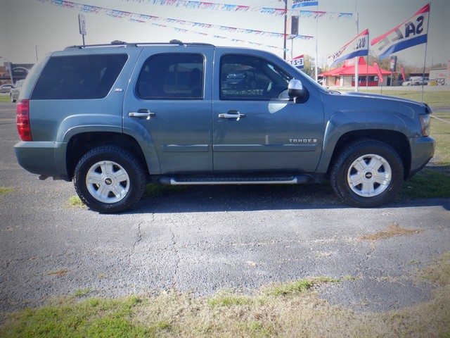 Chevrolet Tahoe Vehicle Full-screen Gallery Image 09