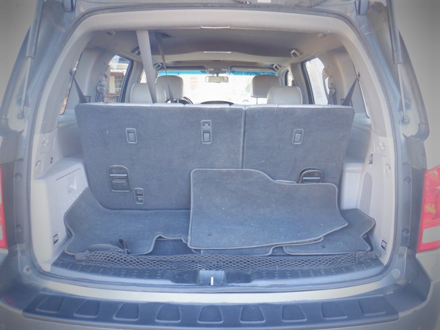 Honda Pilot Vehicle Full-screen Gallery Image 05
