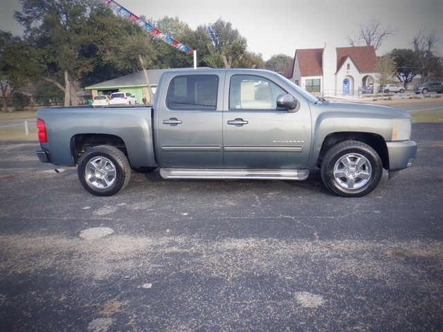 Chevrolet Silverado 1500 Vehicle Full-screen Gallery Image 08