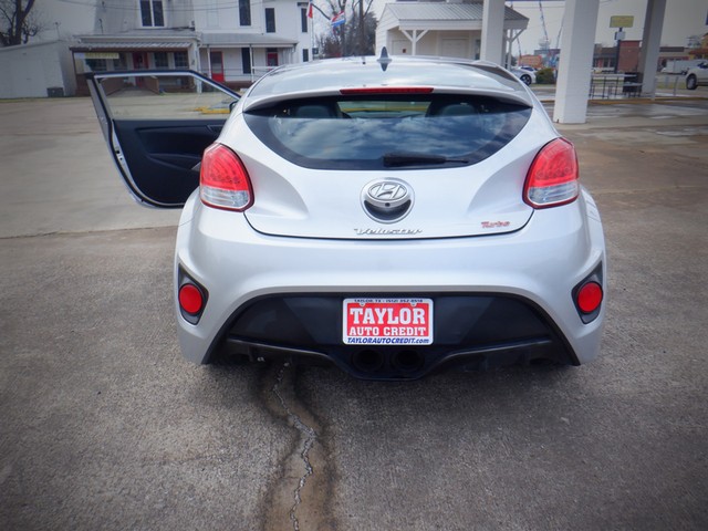 Hyundai Veloster Vehicle Full-screen Gallery Image 18