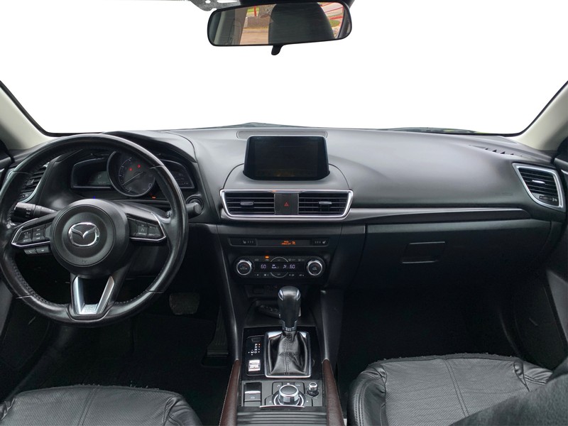 Mazda Mazda3 Sedan Vehicle Image 15