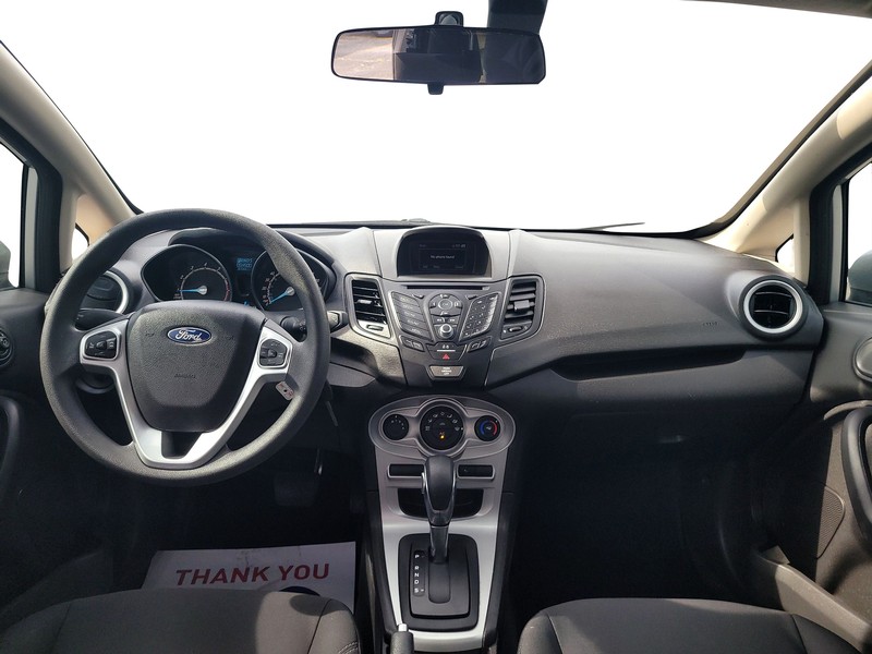 Ford Fiesta Sedan Vehicle Image 15