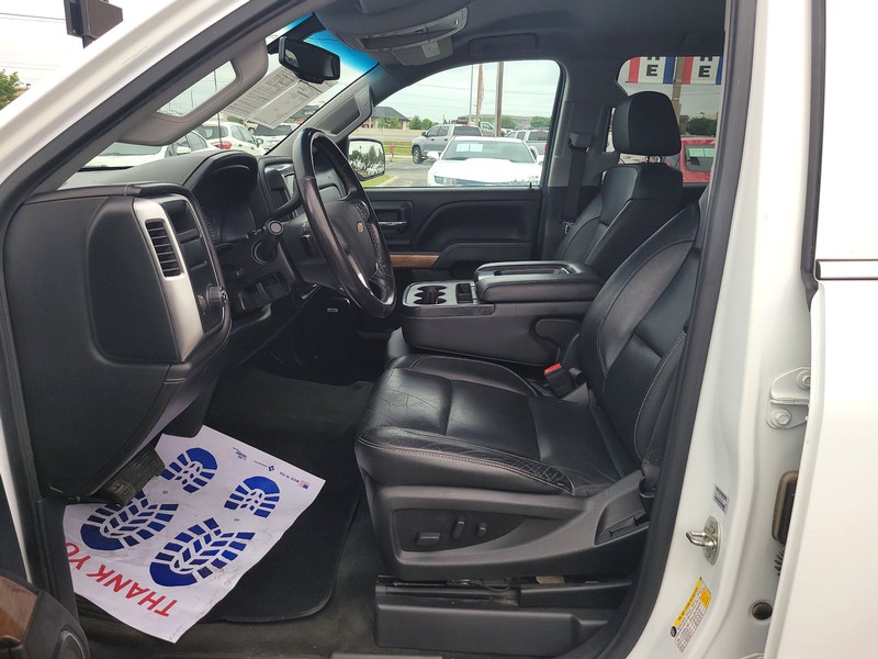 2018 Chevrolet Silverado 1500 2WD LTZ w/1LZ Crew Cab photo