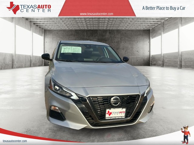 more details - nissan altima