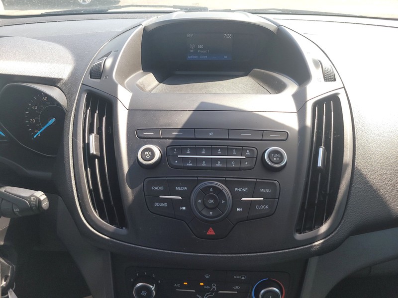 Ford Escape Vehicle Full-screen Gallery Image 12