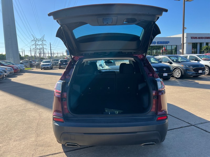 Jeep Cherokee Vehicle Full-screen Gallery Image 8