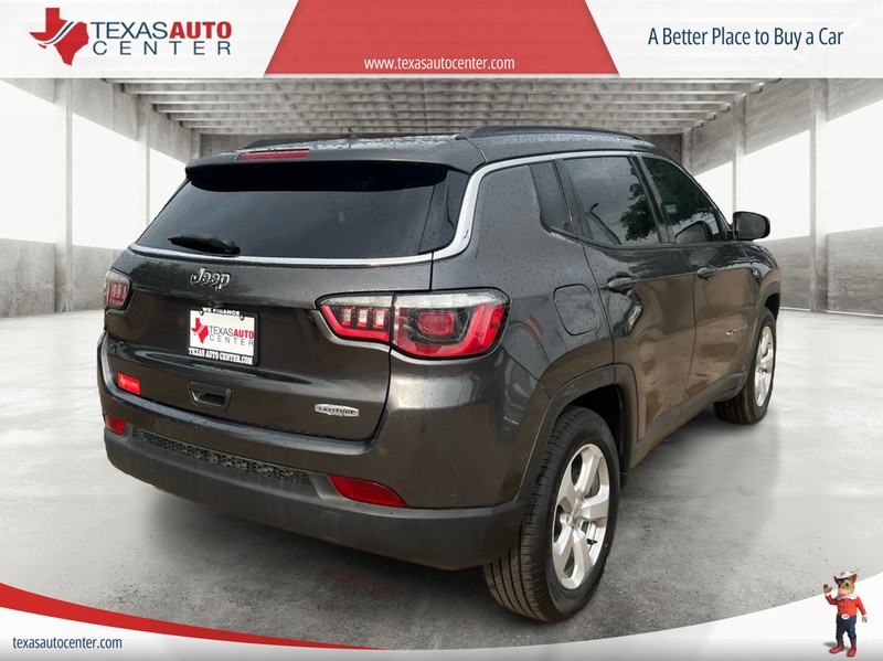 Jeep Compass Vehicle Full-screen Gallery Image 7