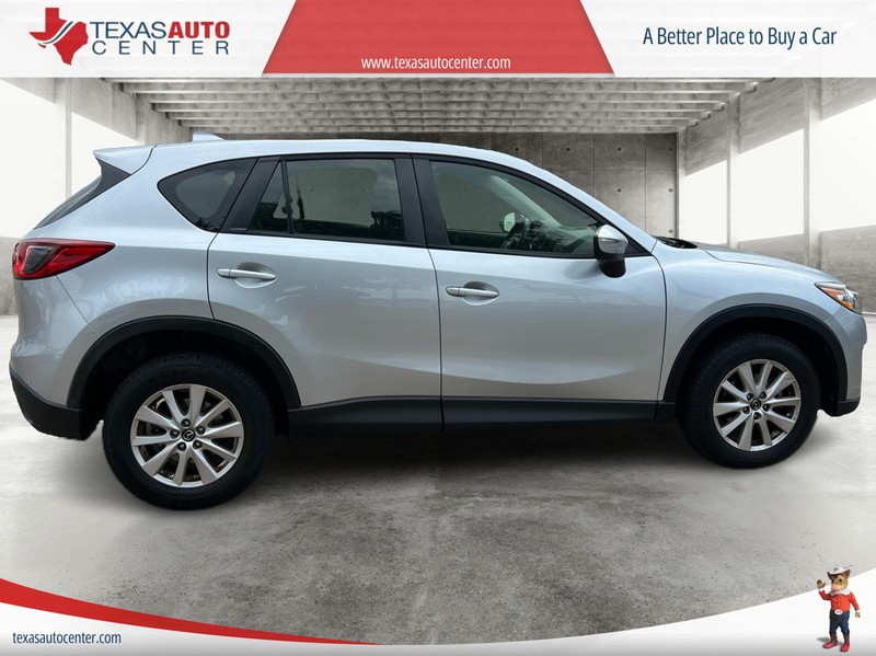 Mazda CX-5 Vehicle Full-screen Gallery Image 4