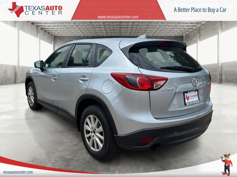 Mazda CX-5 Vehicle Full-screen Gallery Image 7