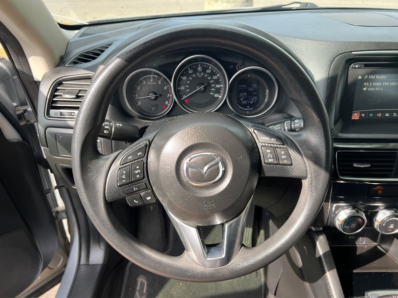 Mazda CX-5 Vehicle Full-screen Gallery Image 13