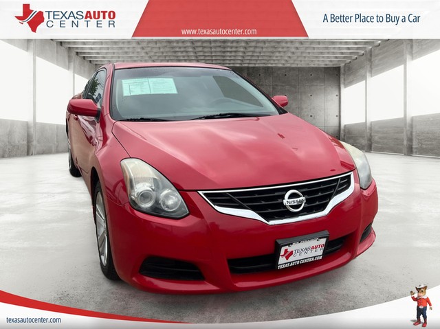 more details - nissan altima coupe