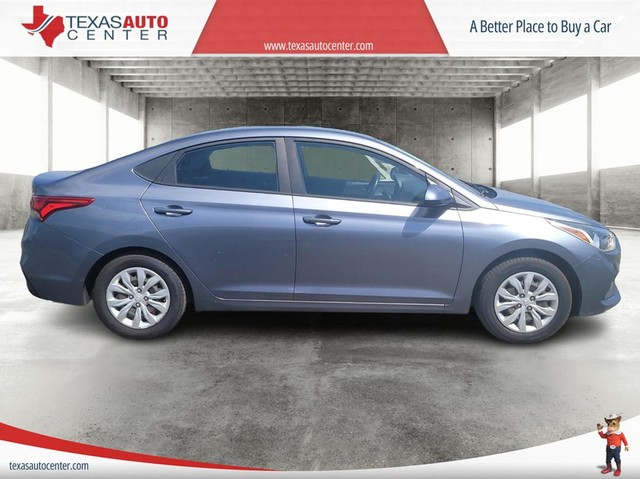 more details - hyundai accent 4-door