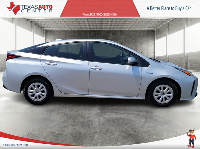 more details - toyota prius