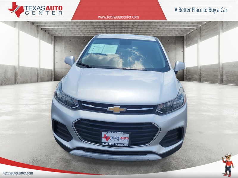 Chevrolet Trax Vehicle Full-screen Gallery Image 3