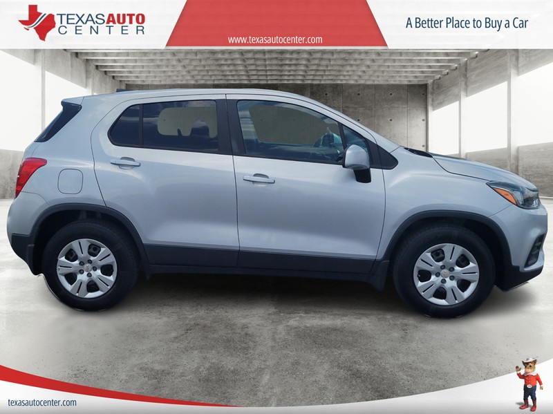 Chevrolet Trax Vehicle Full-screen Gallery Image 4