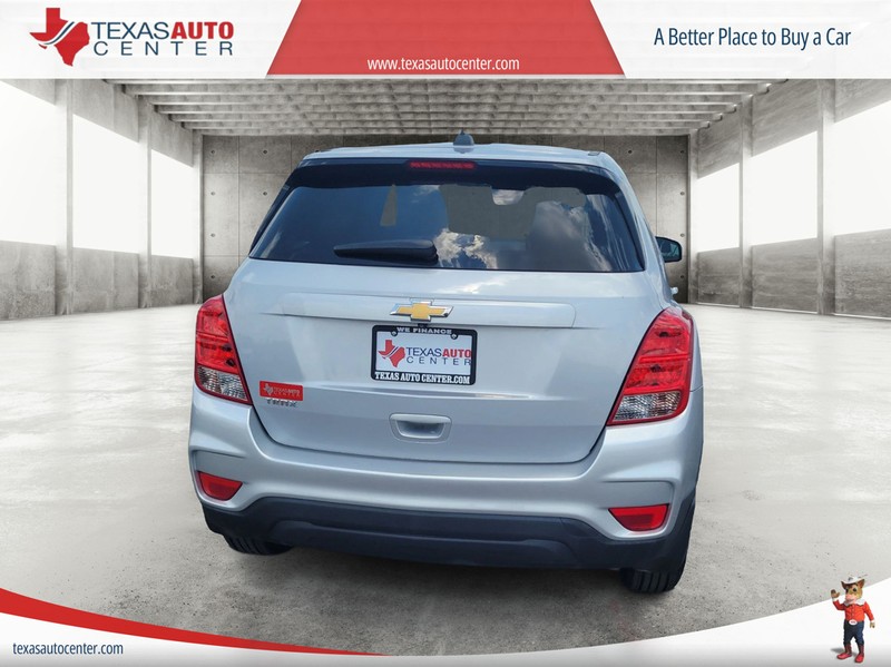 Chevrolet Trax Vehicle Full-screen Gallery Image 6