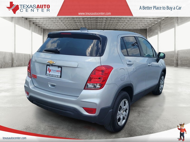 Chevrolet Trax Vehicle Full-screen Gallery Image 7