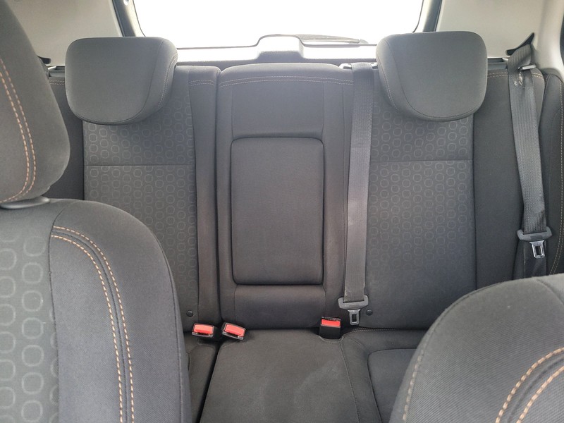 Chevrolet Trax Vehicle Full-screen Gallery Image 13