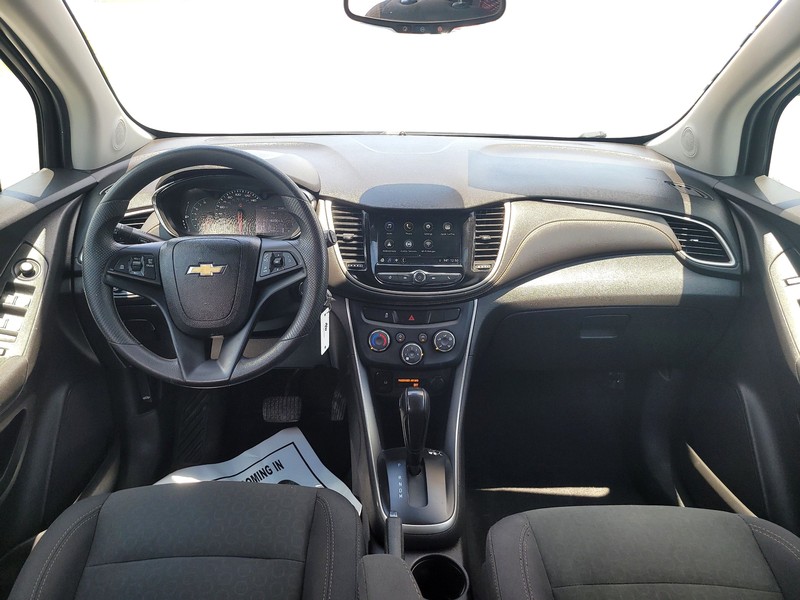 Chevrolet Trax Vehicle Full-screen Gallery Image 16