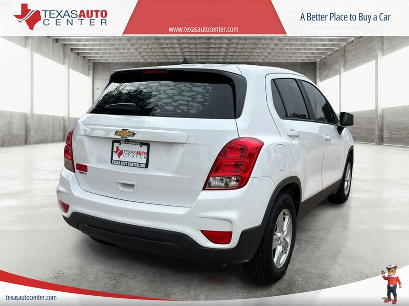 Chevrolet Trax Vehicle Full-screen Gallery Image 06